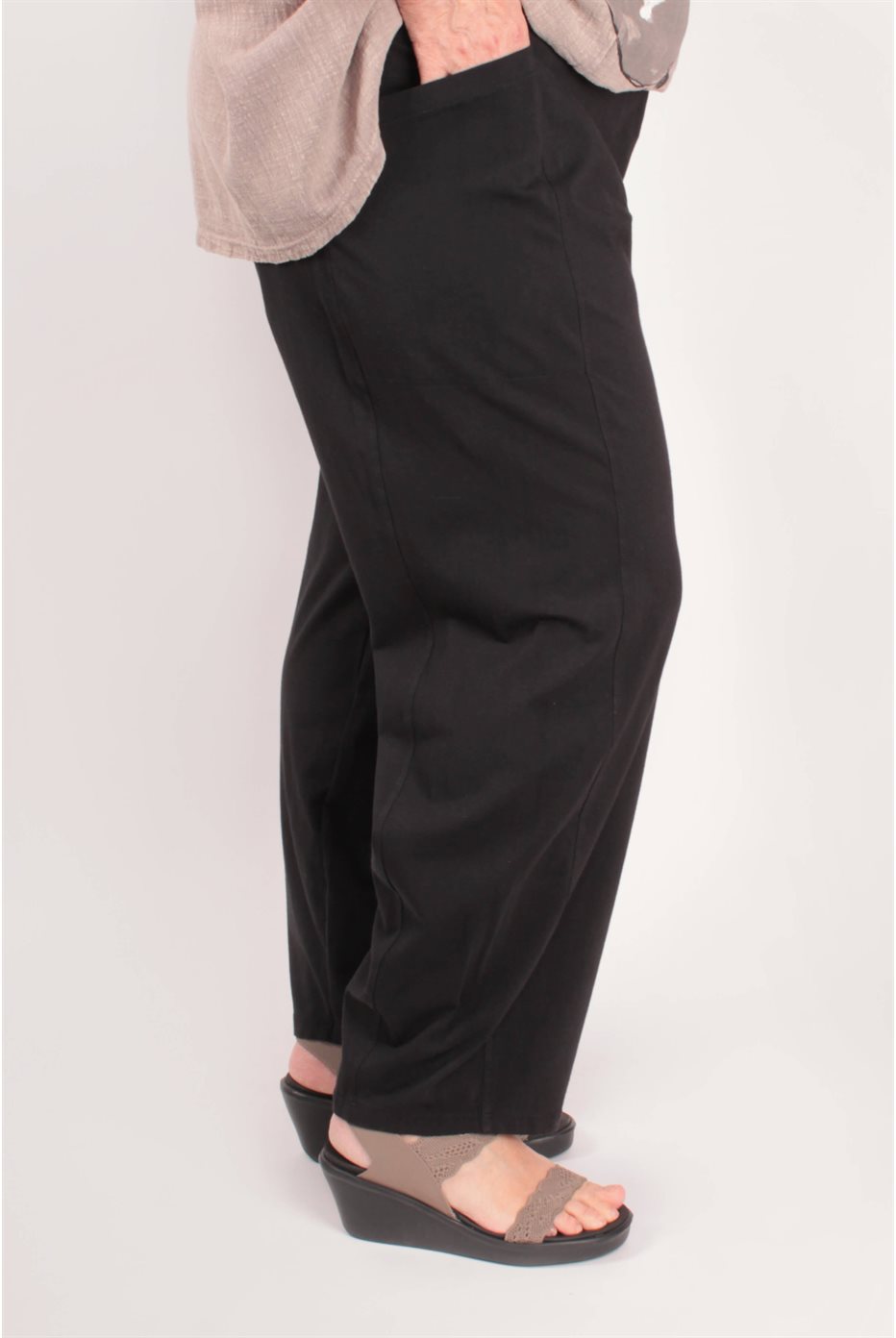 Pantalon lanterne noir en coton 